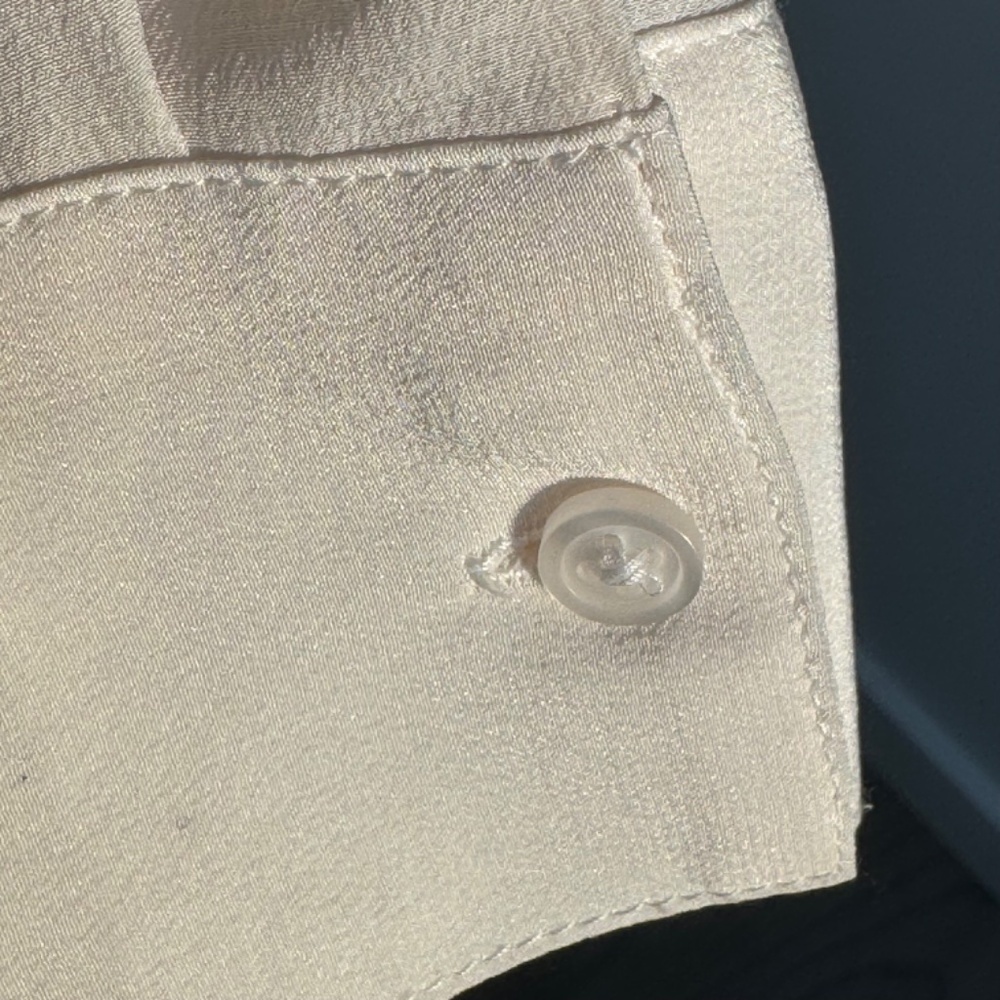 Banana Republic Silk Blouse - Picture 7 of 9